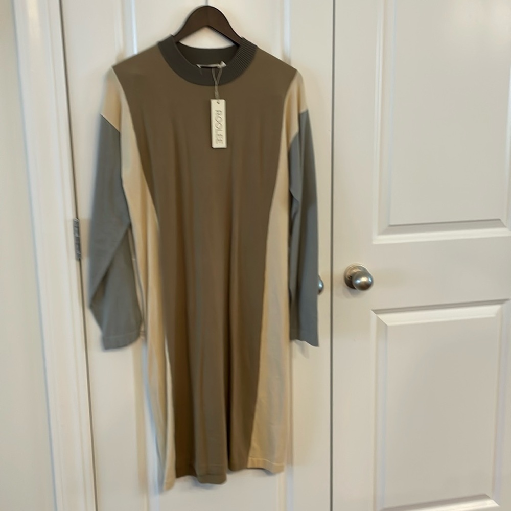 NWT Roolee long sleeved straight sweater sweatshirt dress women’s size L